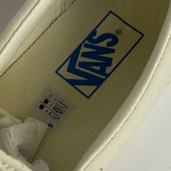 Vans NWT Slip On’s w/Box - Picture 6 of 7